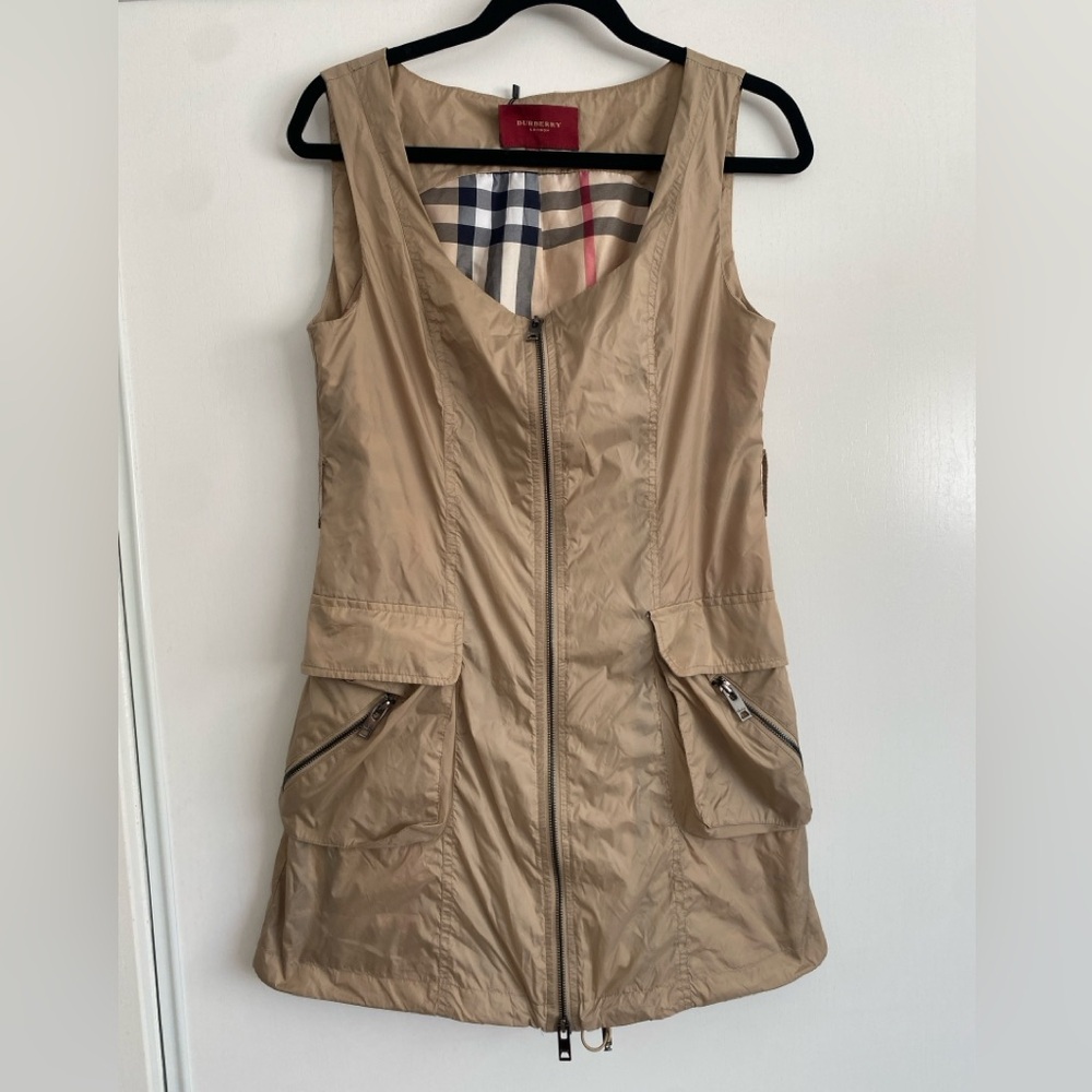 Burberry liner vest